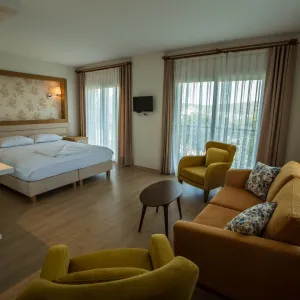 clementine-suits (4)