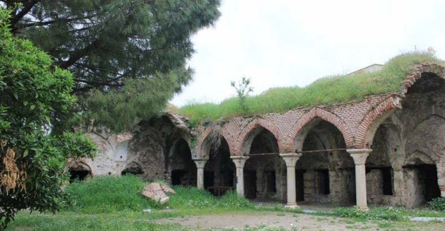 8ef8c285-38fb-417a-b9f2-3c02e89a70bb